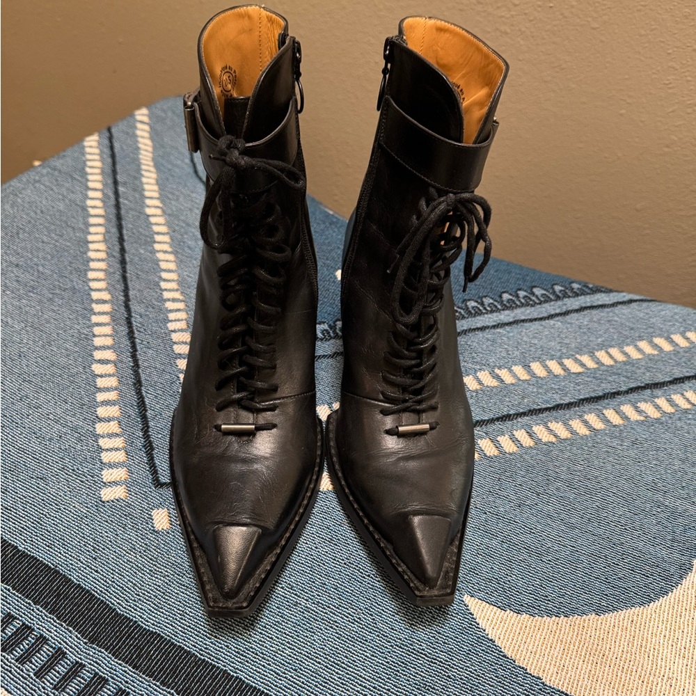 John Fluevog Swordfish Hi Cubist Cupcake Lace-up Ankle Boots - Picture 7 of 11